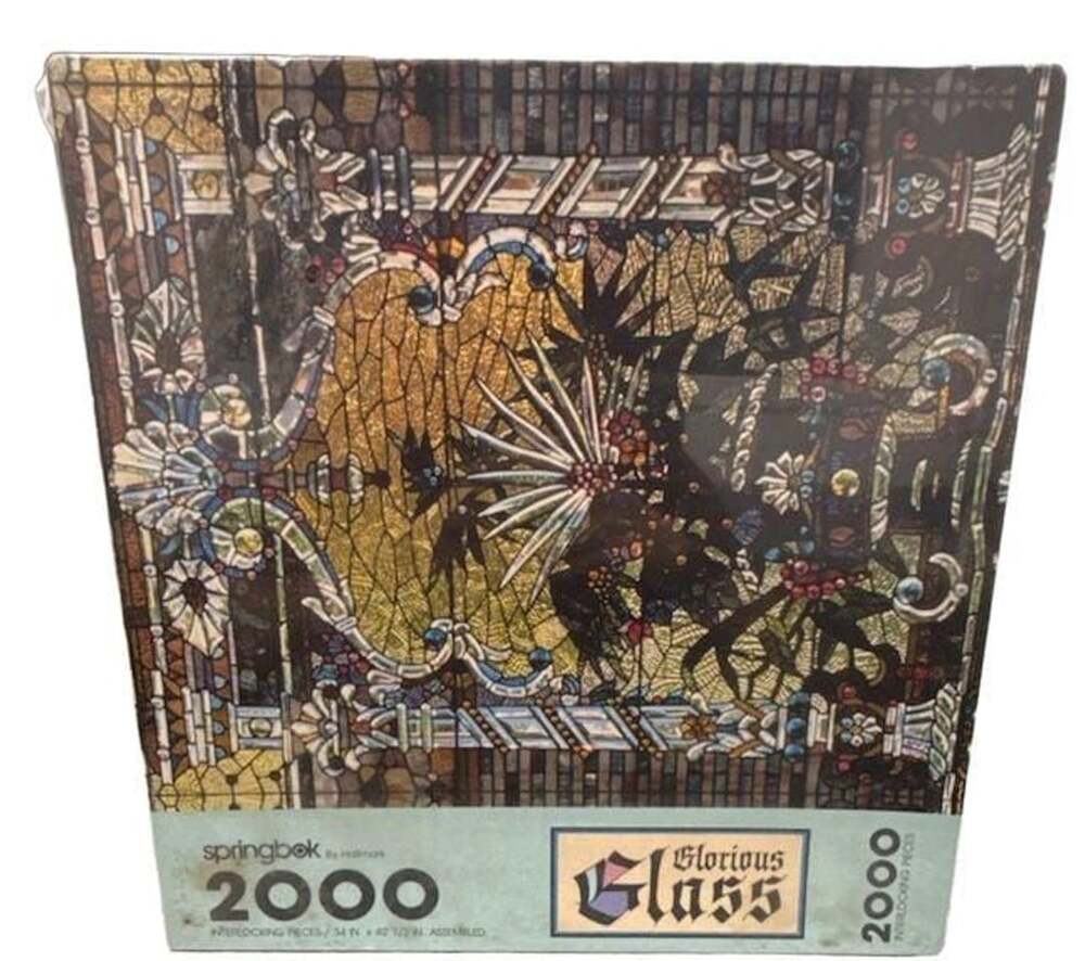 Springbok Glorious Glass 2000 Piece Jigsaw Puzzle Vintage Stained Glass